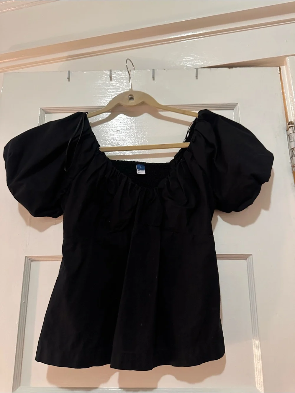 Old Navy Black Puff Sleeve Square Neck Blouse